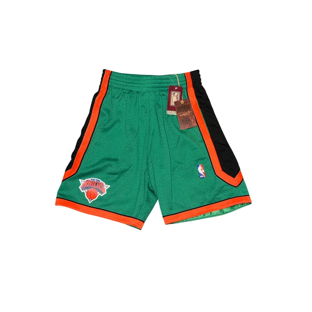 NWT Mitchell & Ness New York Knicks Green Swingman Shorts Size Small NYK Mens
